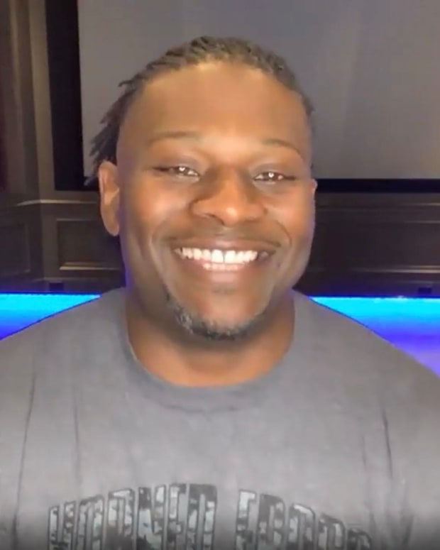 LT